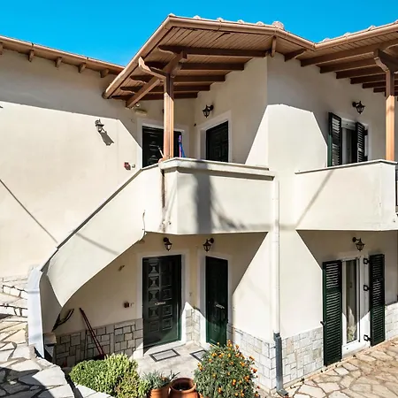 Lefkothea 3 Frínion